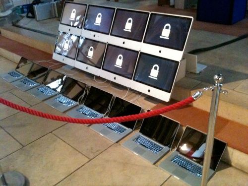 8 imac and 8 laptops
